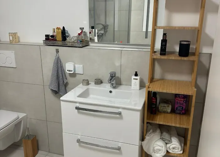 Apartament Souterrain Heimersdorf *